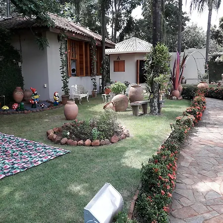 Hotel Pousada Chalé das Flores-2